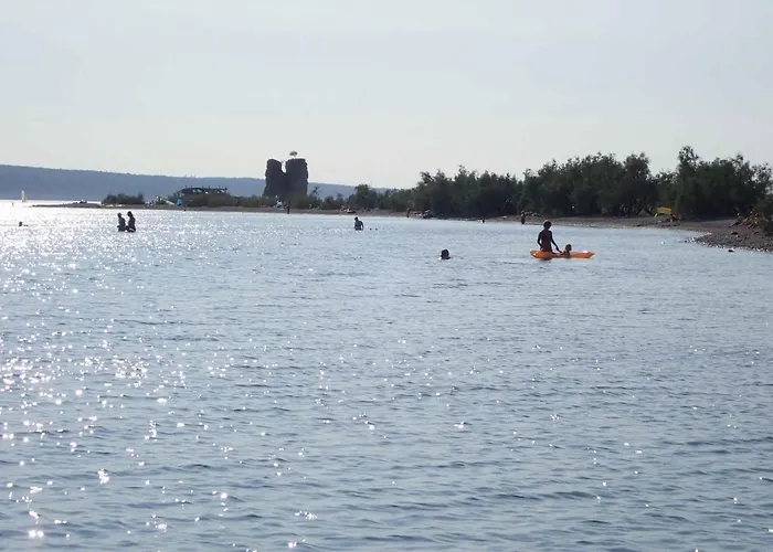 In Starigrad-paklenica 6877 Апартаменты Стариград-Пакленица