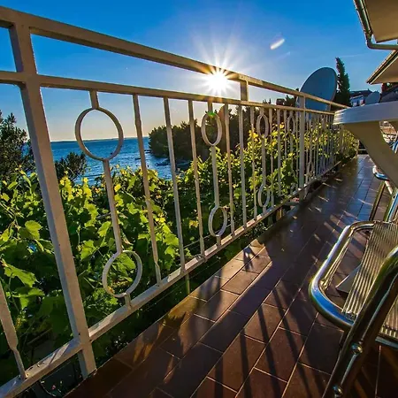 In Starigrad-paklenica 6877 아파트