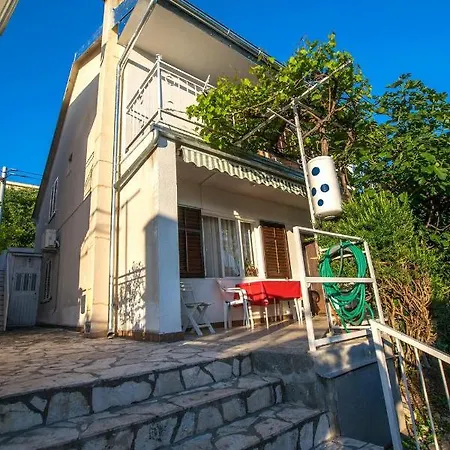 아파트 In Starigrad-paklenica 6877 *